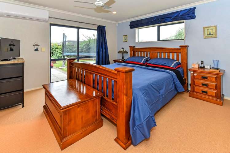 9 Croftview Road Wattle Downs_14