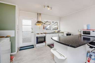 3/37 Buckingham Crescent_3