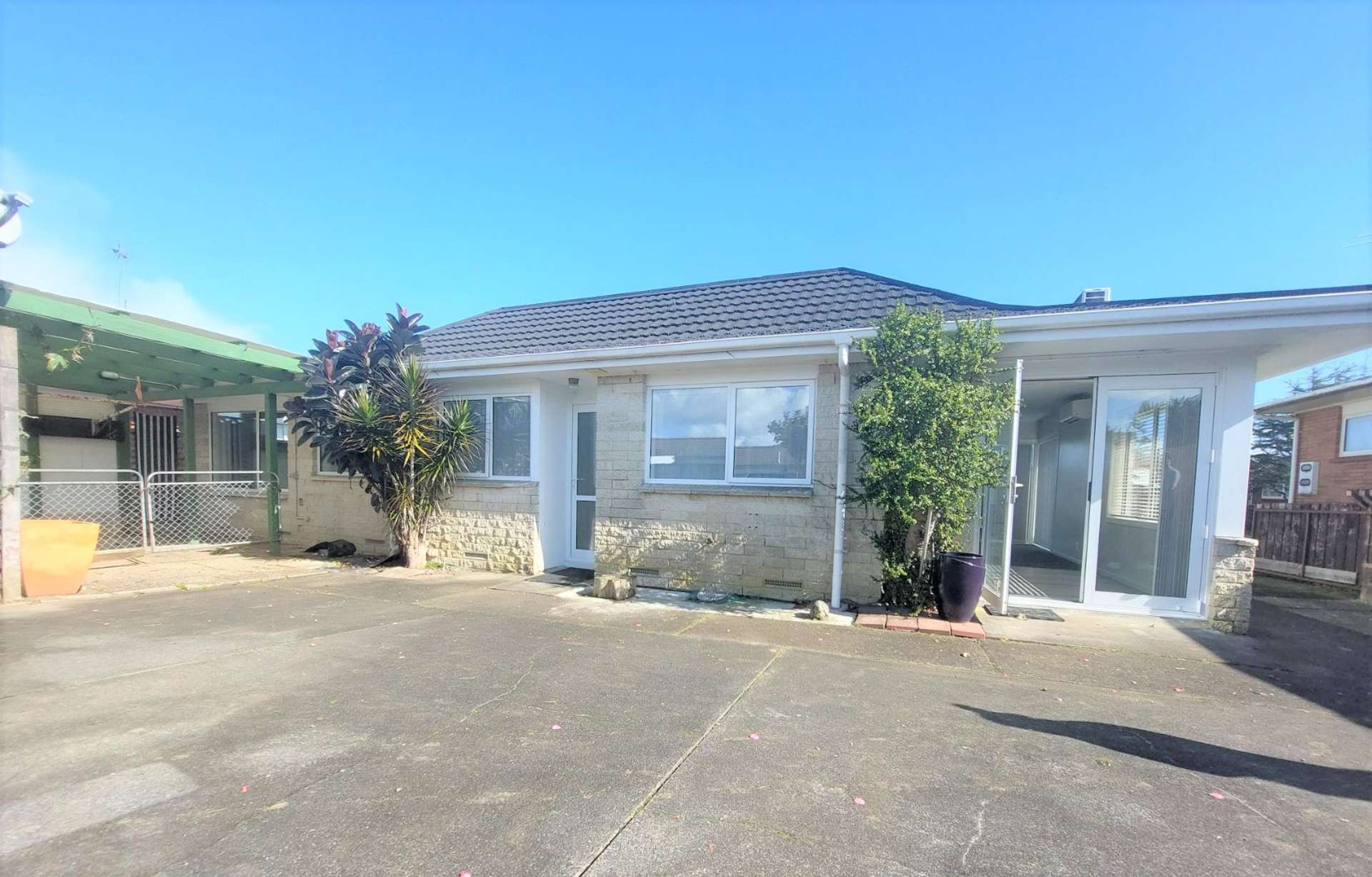 22 Walworth Avenue Pakuranga Heights_0