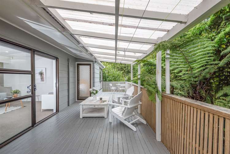 2/88 Lauderdale Road Birkdale_5