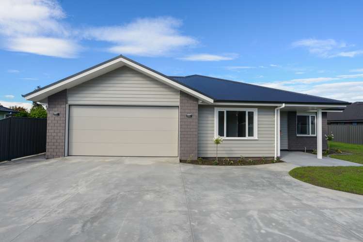 552 Lyndhurst Road Frimley_8