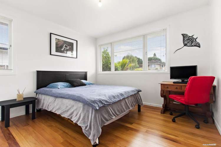 46 Titoki Street Te Atatu Peninsula_11