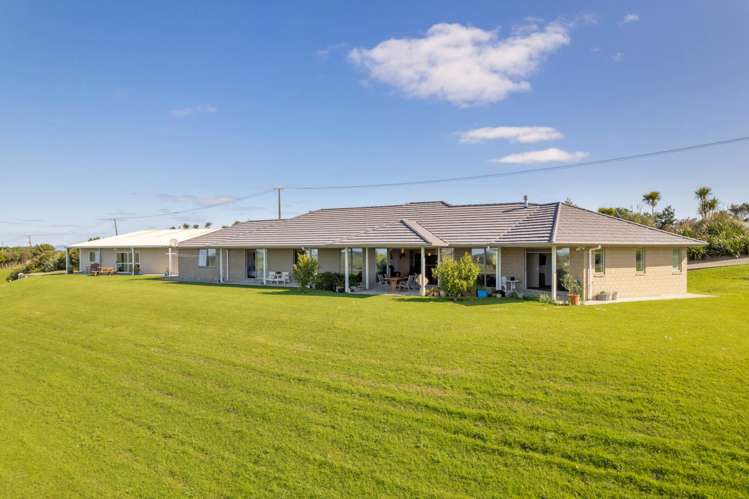 1518 Old North Road Helensville_27