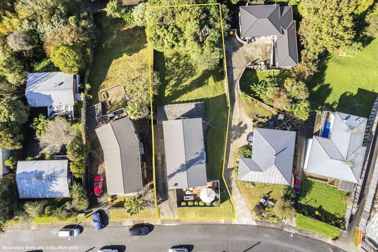 77 Fairclough Road Beach Haven_19