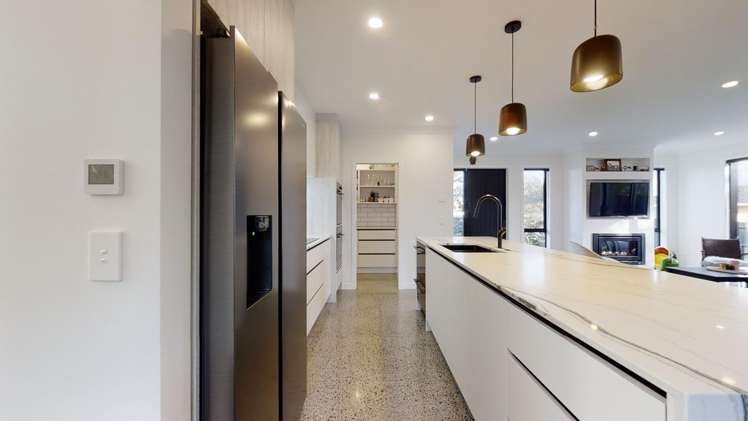 19 Cunliffe Road Redwood_6