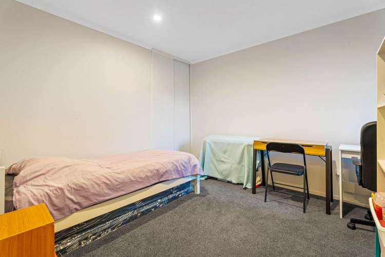 6 Shortfin Place Flat Bush_12