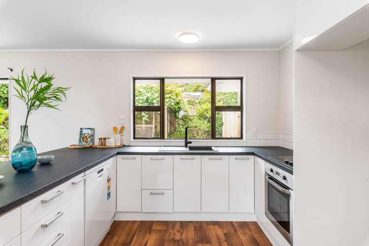 50 Winara Avenue Waikanae_13