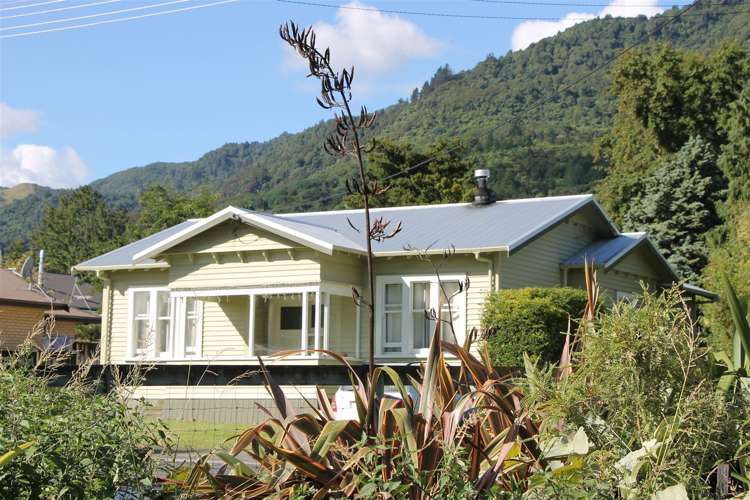 4 Farmer Street Te Aroha_0