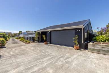 41 James Cook Drive_2