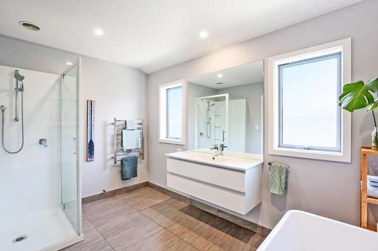 9 Manapouri Street Poraiti_15