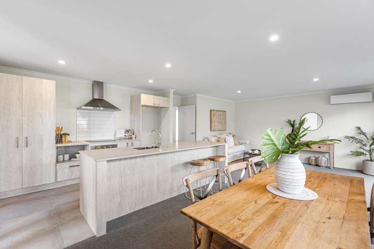 9 Furlong Road Papamoa_2