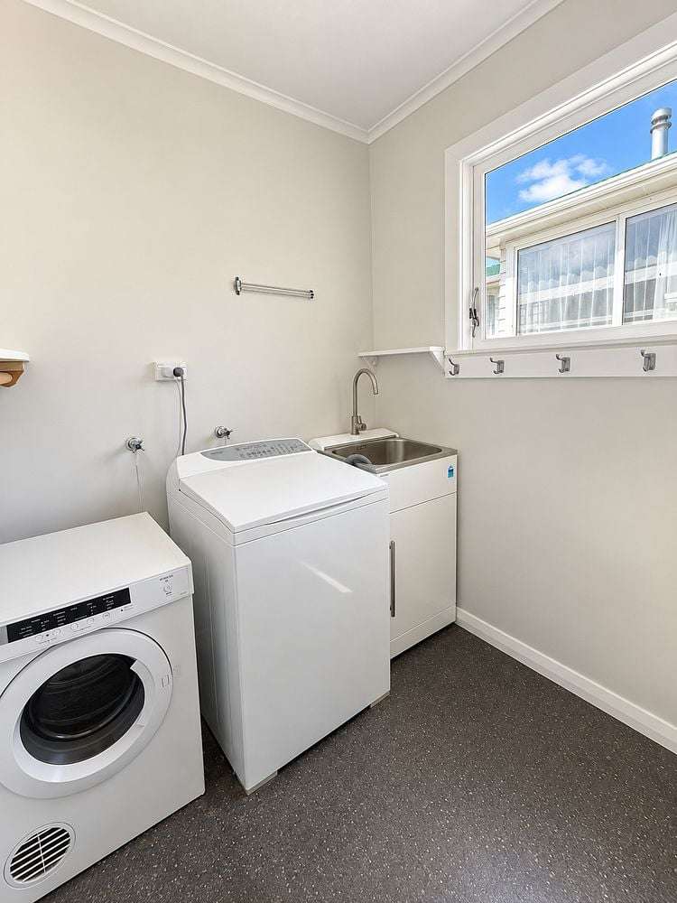 32 Redwood Avenue Tawa_18