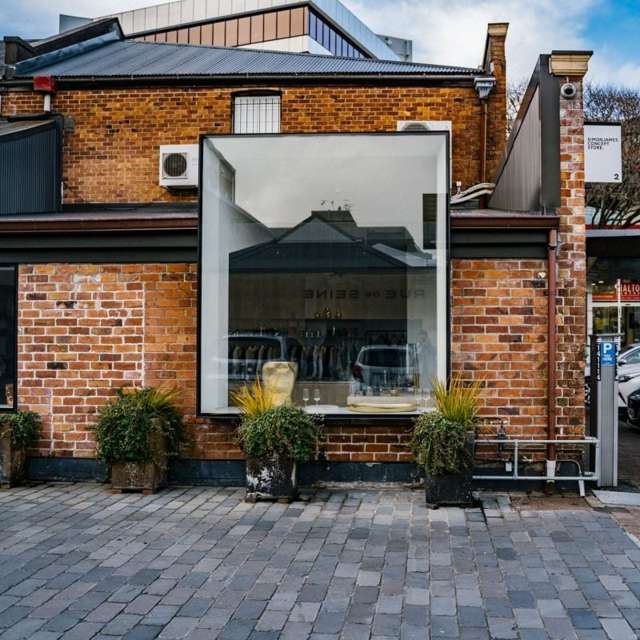 Premium Osborne Lane Retail