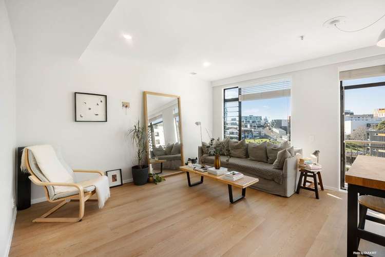 2h/7 Charlotte Street Eden Terrace_6