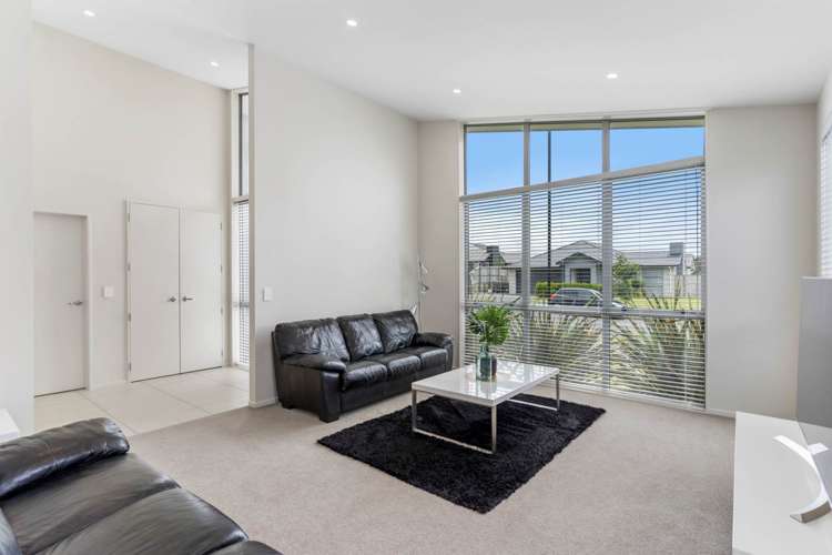 16 Lydiard Place Beachlands_9