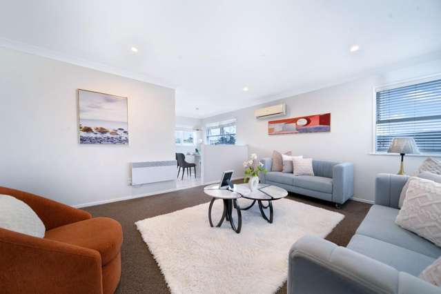 102 Tirimoana Rd Te Atatu South_4