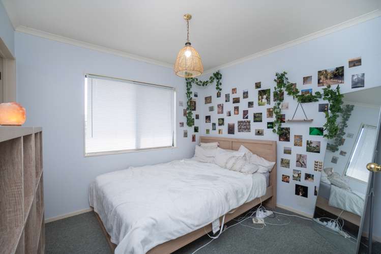 140 Pacific Drive Fitzherbert_13