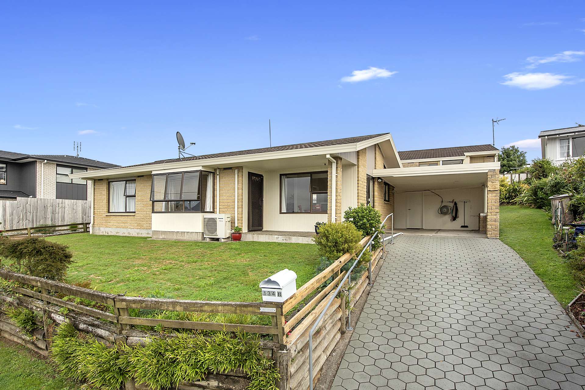 134b Tuhikaramea Road Dinsdale_0