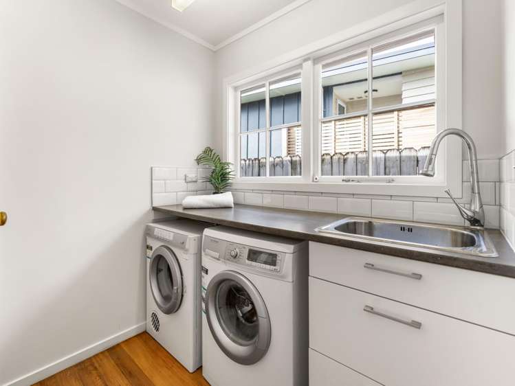 9 Third View Avenue Beachlands_23