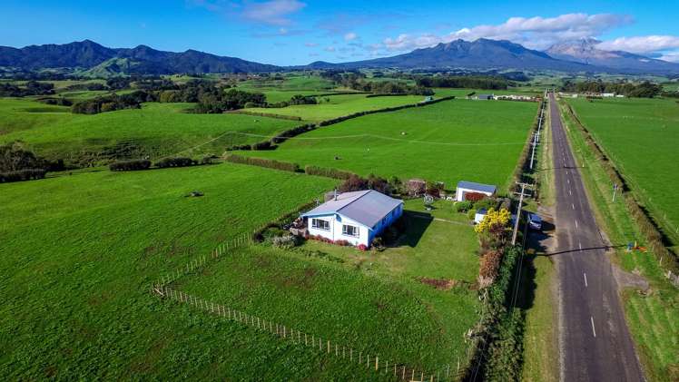 19 Dover Road Okato_18