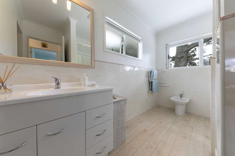 418 Huia Road Laingholm_12