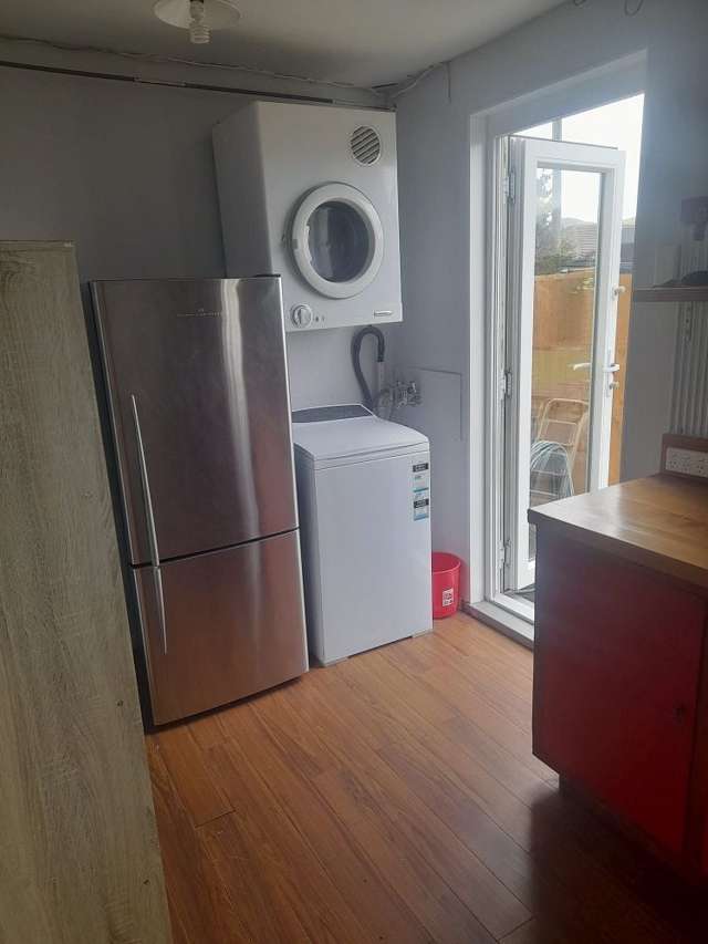 1/36 Matlock Street Woolston_2