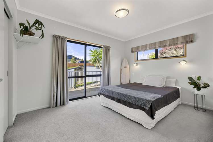 25i Violet Street Raglan_9