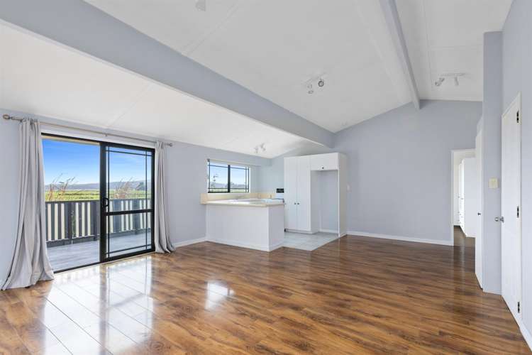 31f Springs Road Parakai_3