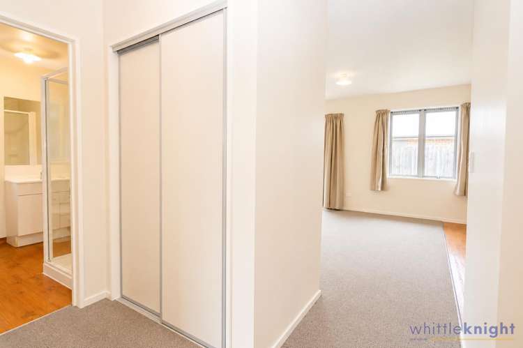 74E Olliviers Road Phillipstown_7