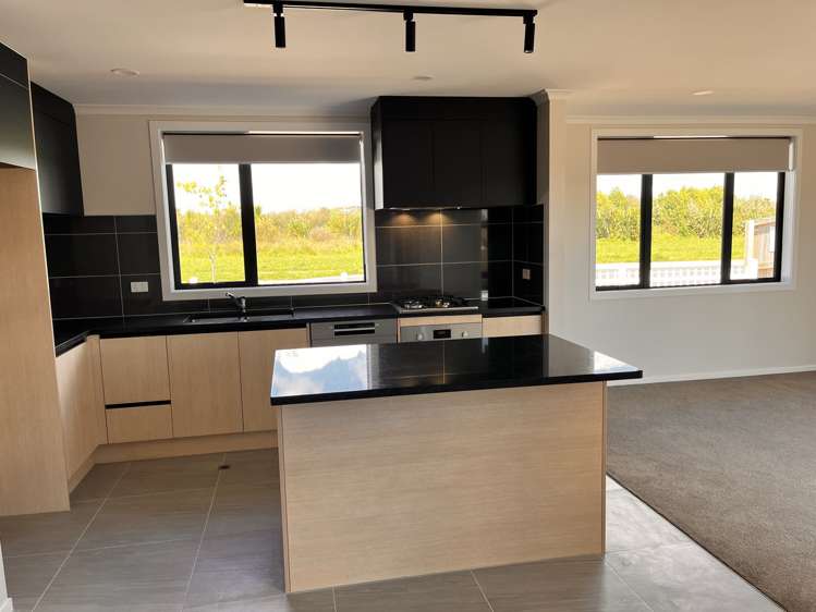 1/57 Waireka Road Rototuna North_9