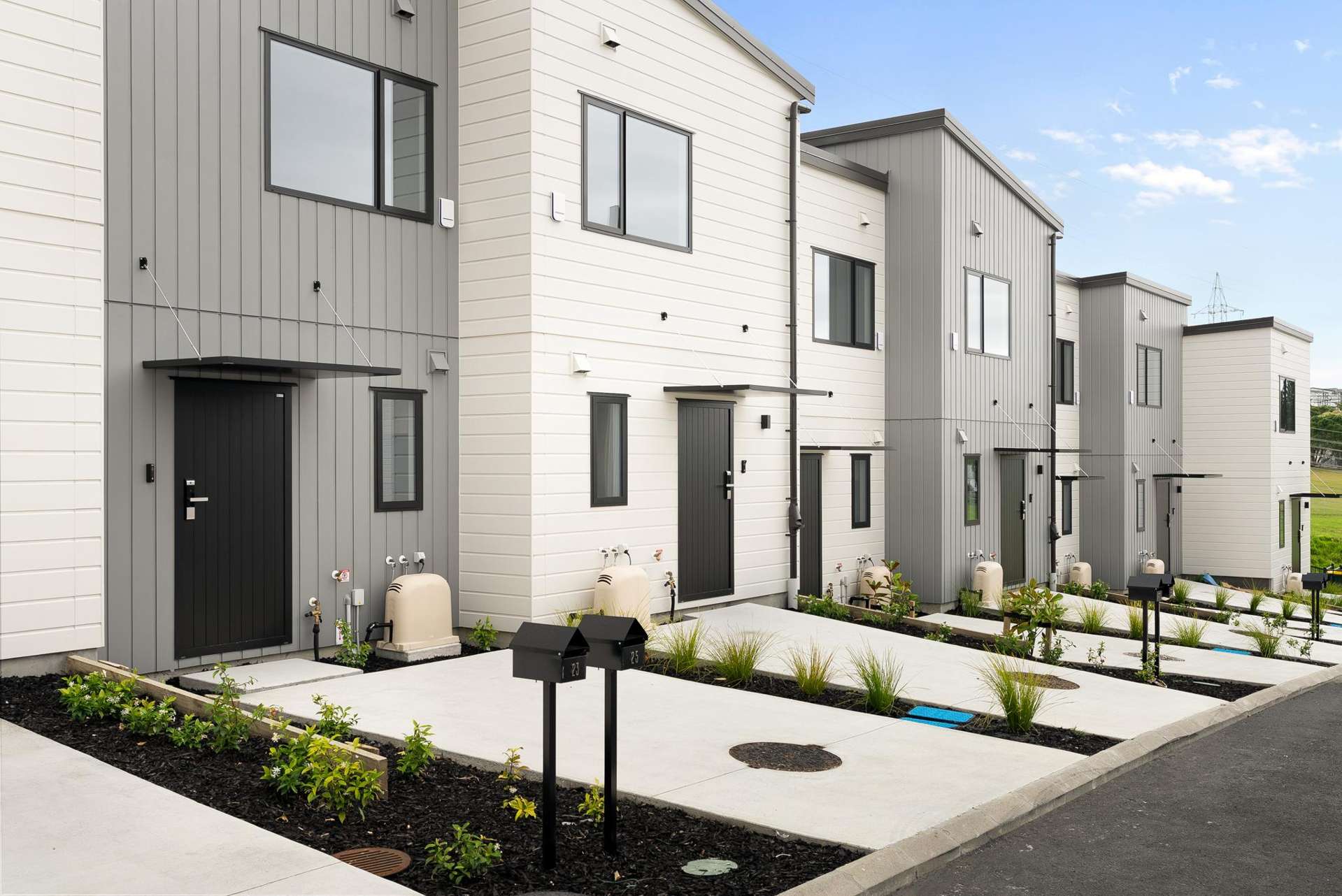 25 Awhi Lane Massey_0