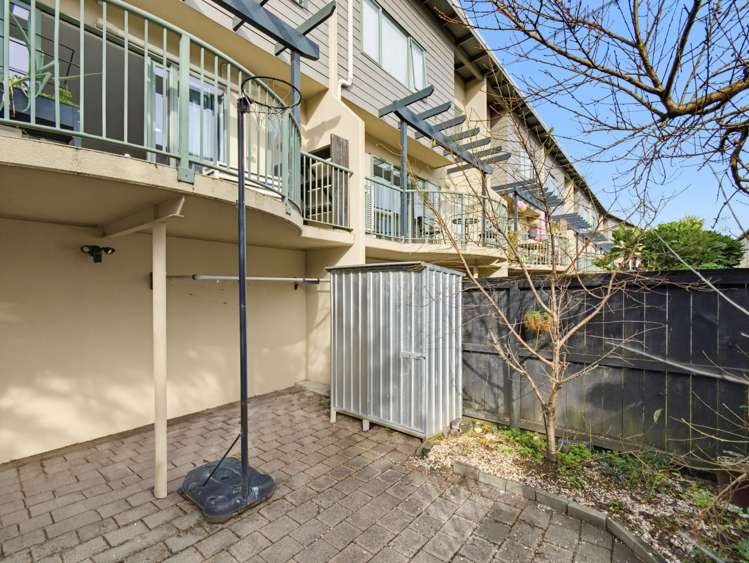 17/2 Onehunga Harbour Road Onehunga_14