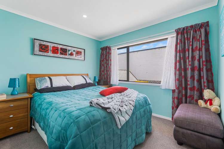 2/6 Warre Street Waitara_12