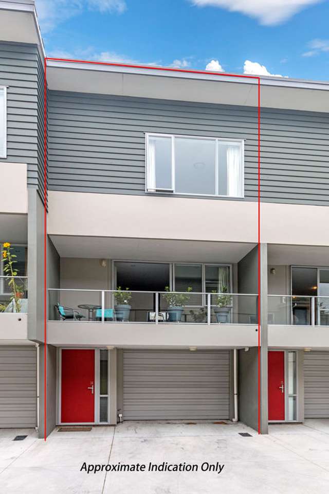 Inner City Townhouse!