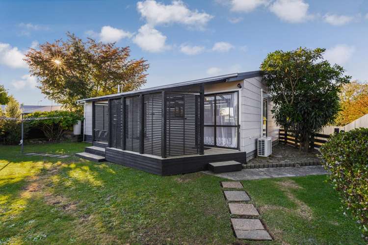 4 Kirkcaldie Grove Levin_11