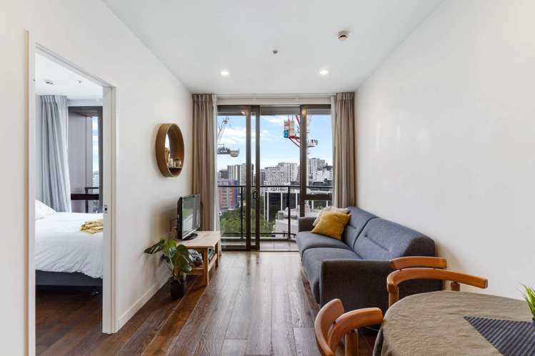 1204/135 Vincent Street City Centre_2