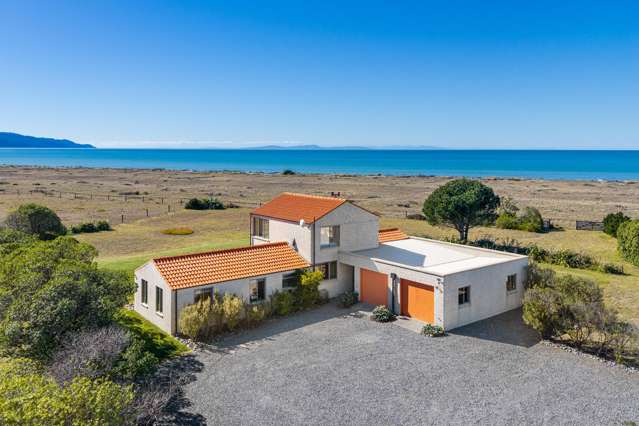 Coastal outlook, country space