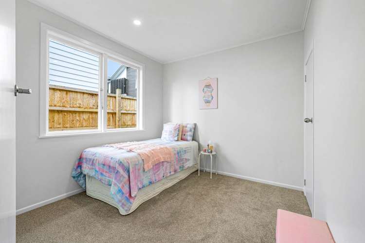 84 Vodanovich Road Te Atatu South_10