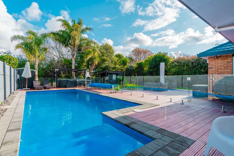 5 Keswick Crescent Huntington_14