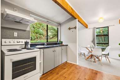 3 Hazlewood Ave_2