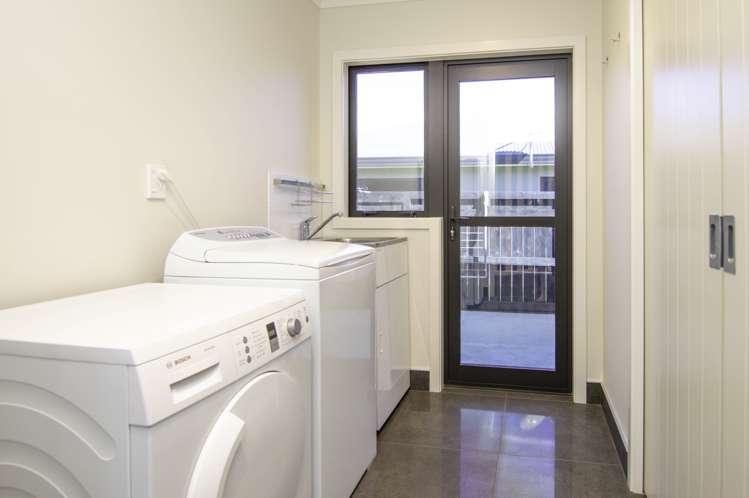 12 Trump Place Kelvin Grove_20