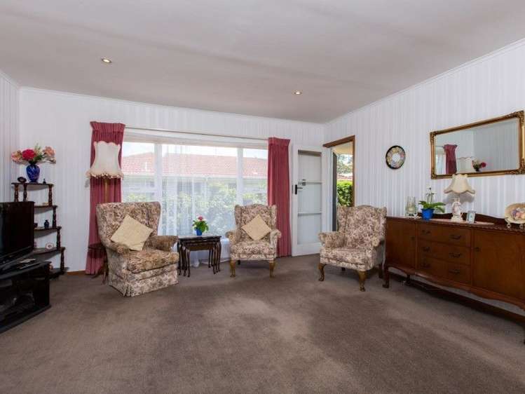 2/52a Campbell Road Onehunga_3