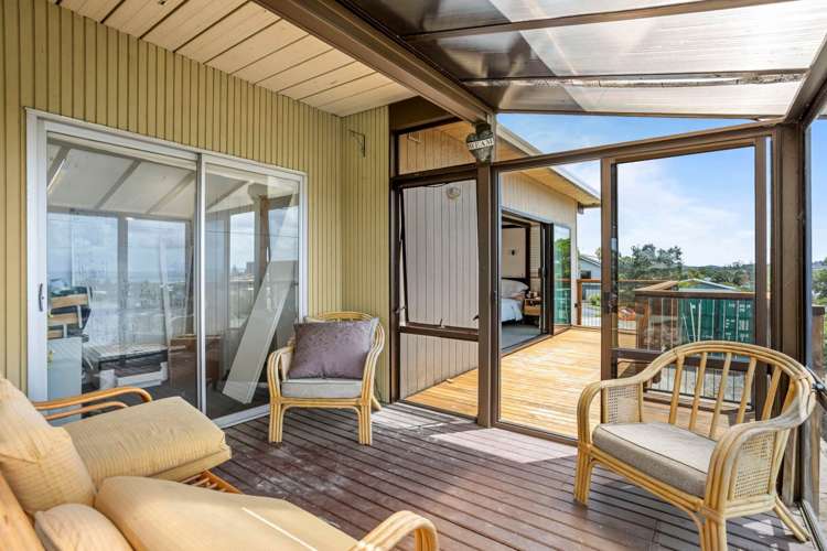 21 D'Oyly Drive Stanmore Bay_17