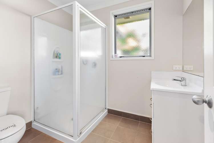 6 Blossom Grove Papamoa_12