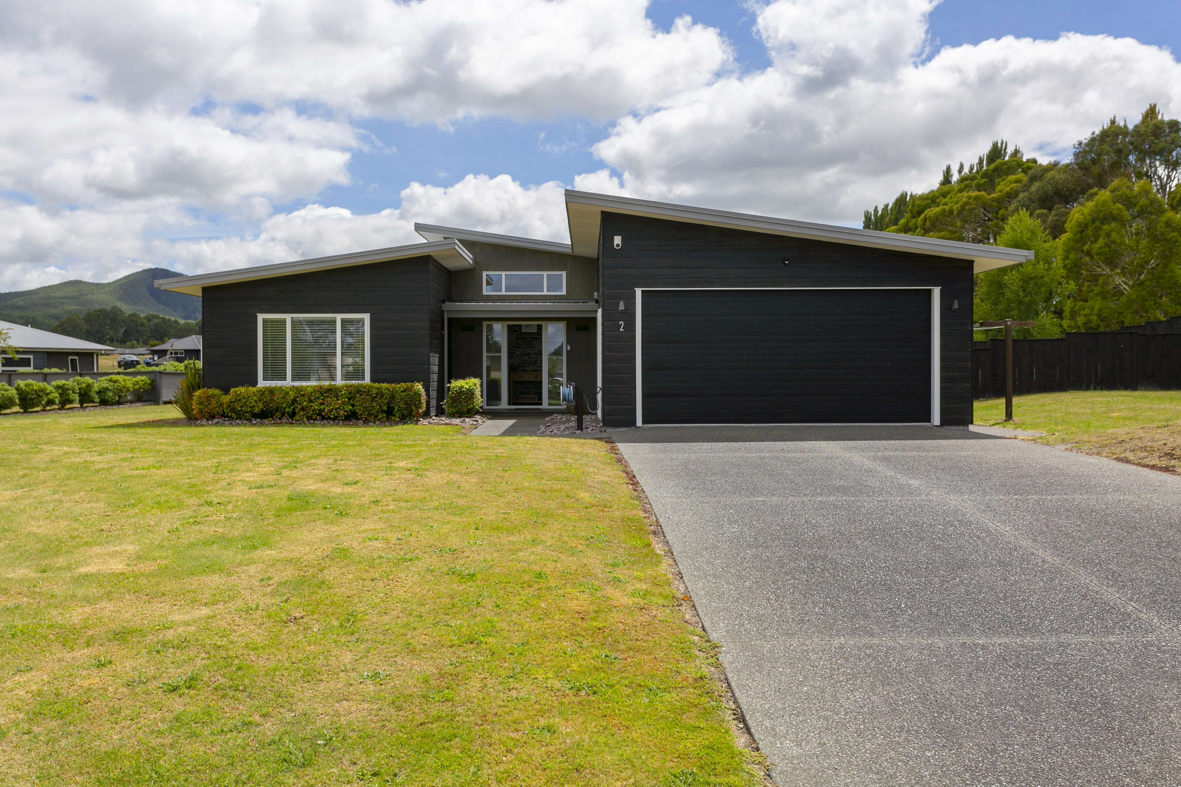 2/500 Kinloch Road Kinloch Taupō Houses for Sale One Roof