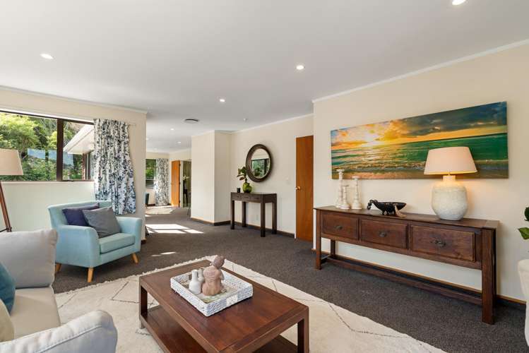 23B Thatcher Crescent Crofton Downs_6