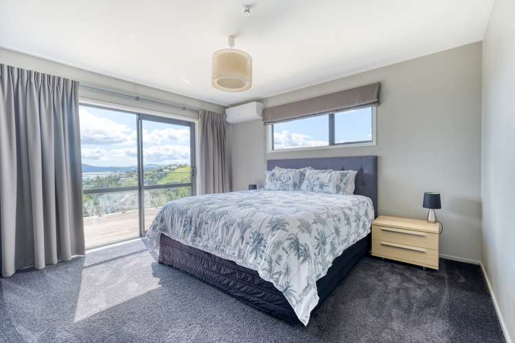 19 Sunrise Place Cable Bay_34