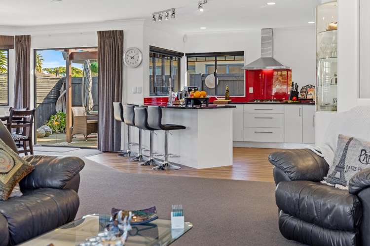 54 Corinth Grove Papamoa_7