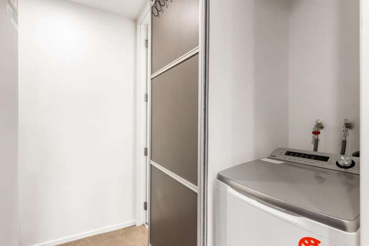 8L/135 Victoria Street Auckland Central_5