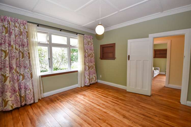 182 High Street North Carterton_7